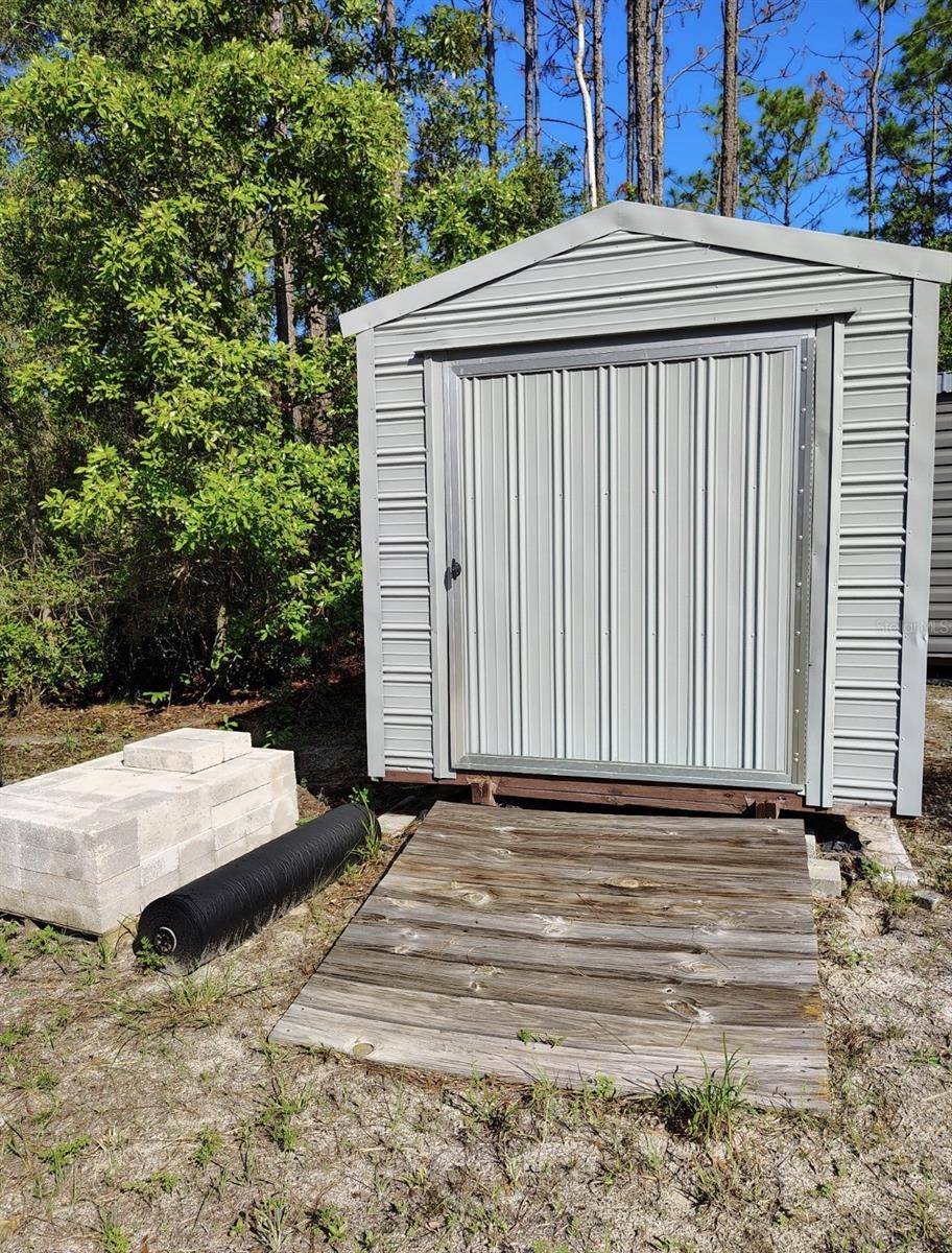 5840 NW 11TH AVE, Bell, FL 32619