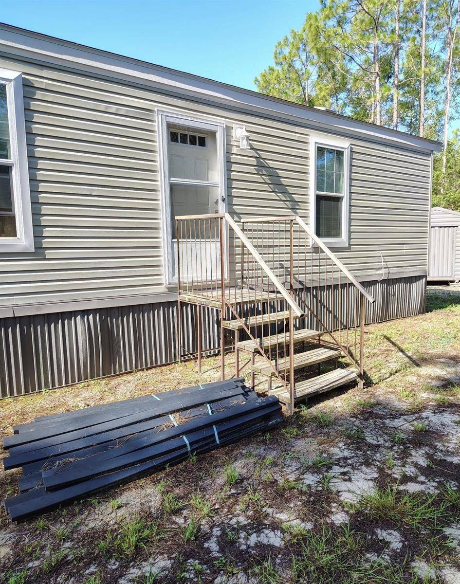 5840 NW 11TH AVE, Bell, FL 32619
