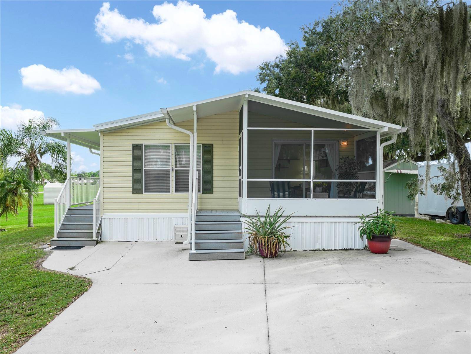 15 PINK LADY LN, Lake Wales, FL 33898