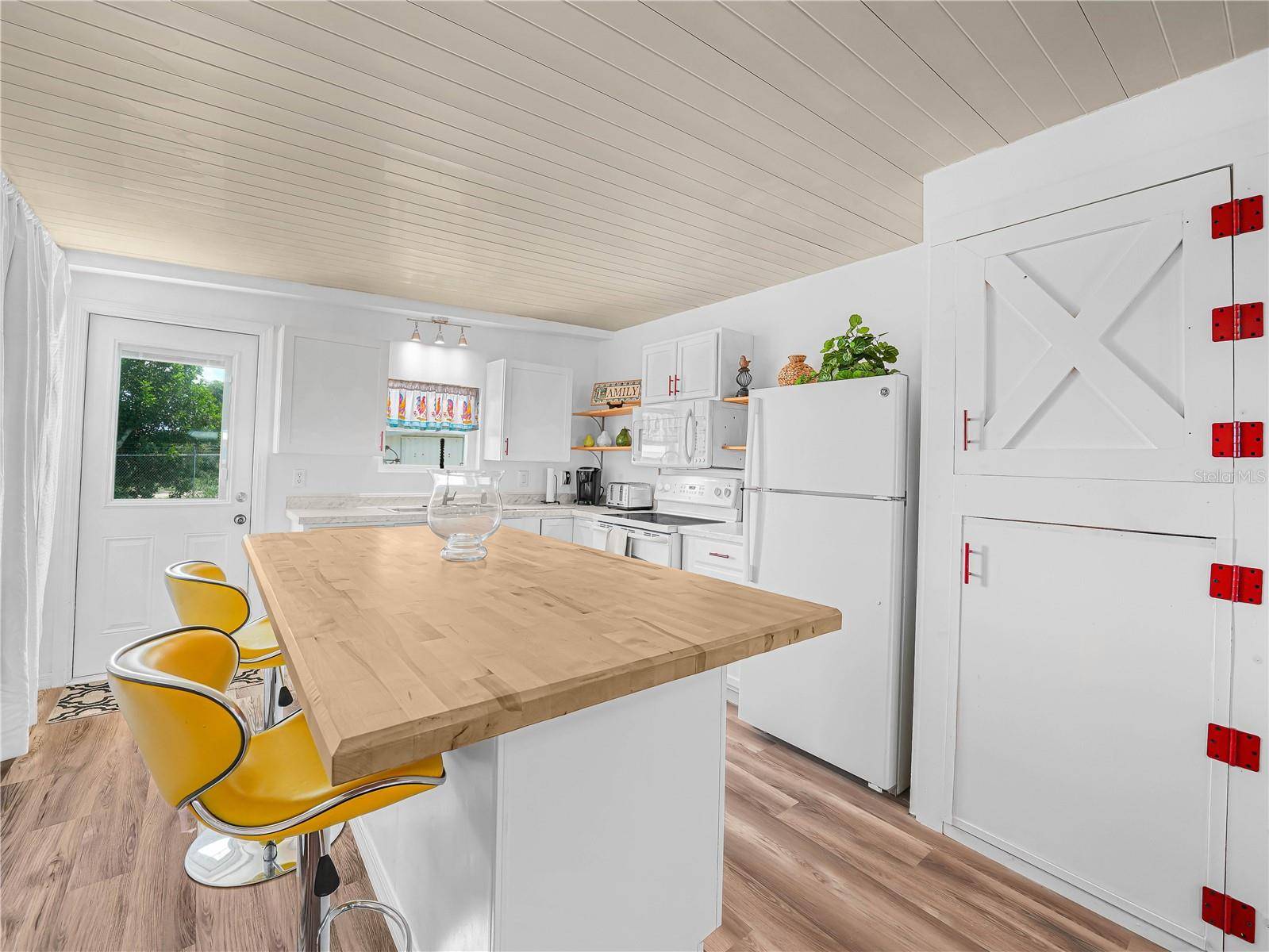 40 SADDLEBAG TRL N, Lake Wales, FL 33898