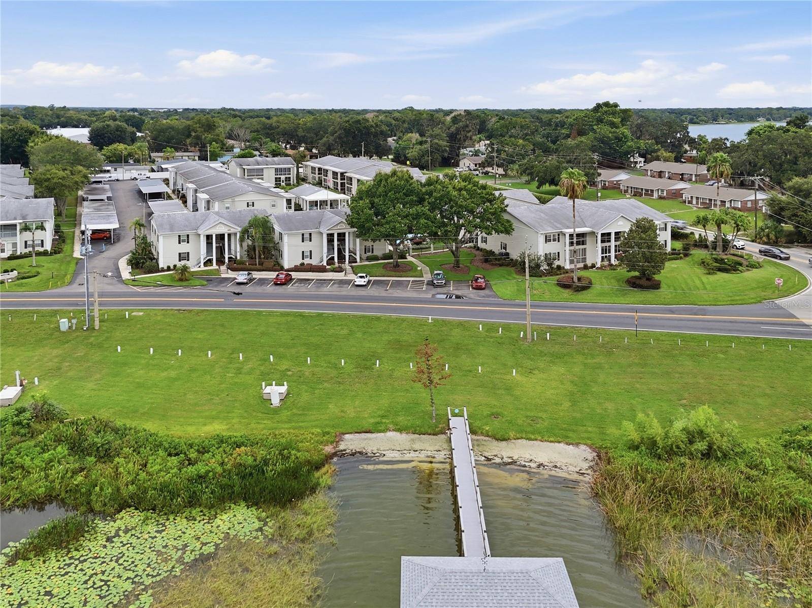 689 LAKE HOWARD DR NW #213, Winter Haven, FL 33880