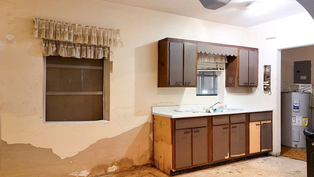 99 YALE AVE, Frostproof, FL 33843