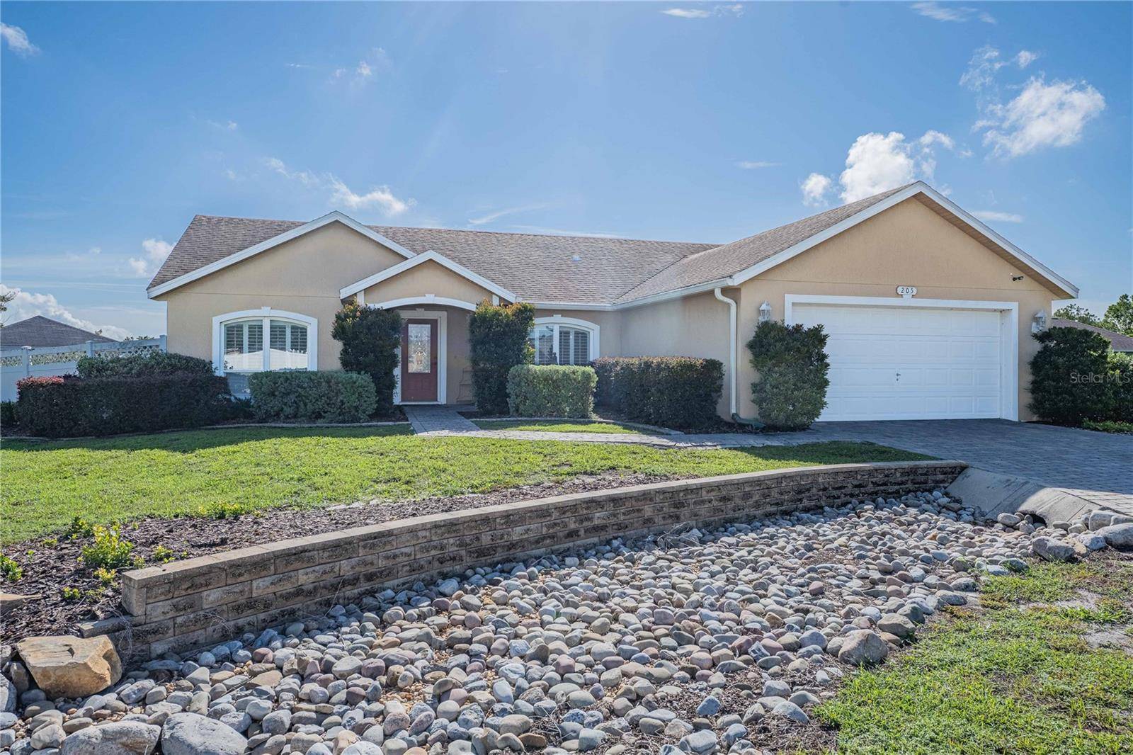 205 THOMAS CT, Winter Haven, FL 33880