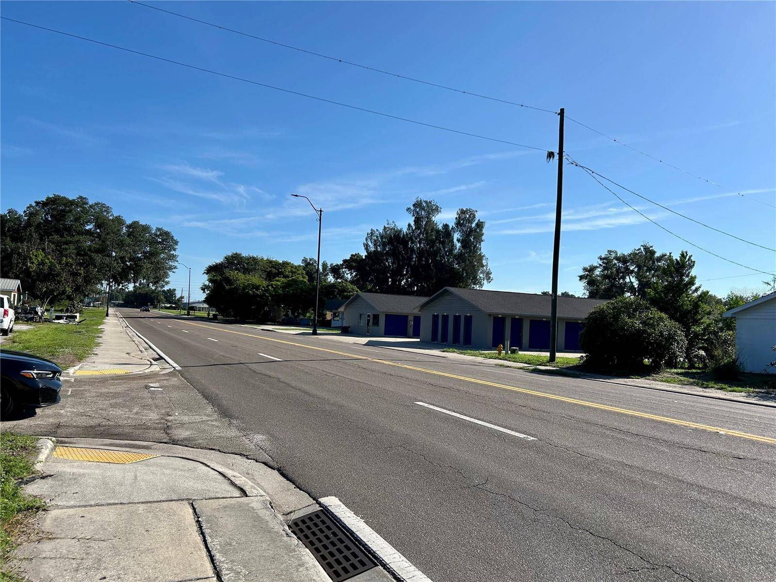 109 ORANGE ST, Bowling Green, FL 33834