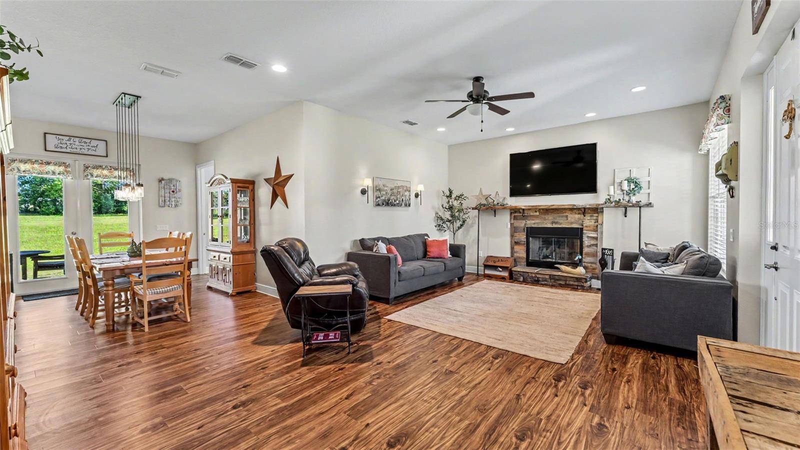 36431 FLORRIE MAE LN, Dade City, FL 33523