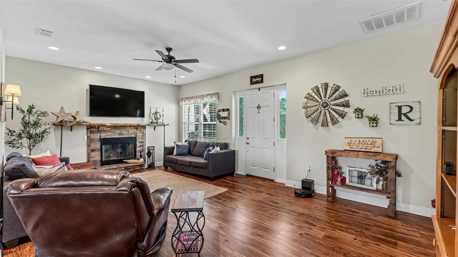 36431 FLORRIE MAE LN, Dade City, FL 33523
