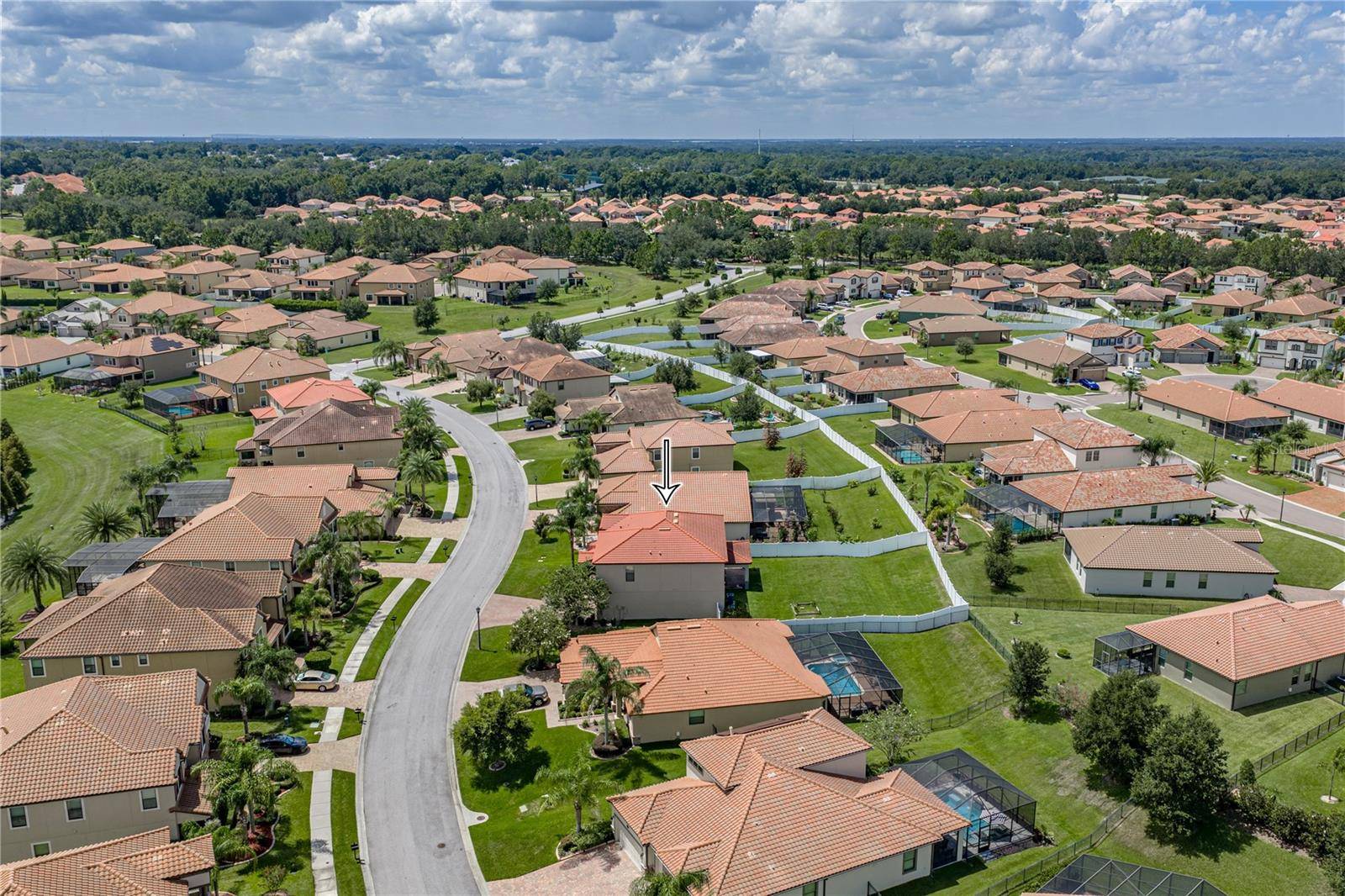 1902 VIA LAGO DR, Lakeland, FL 33810