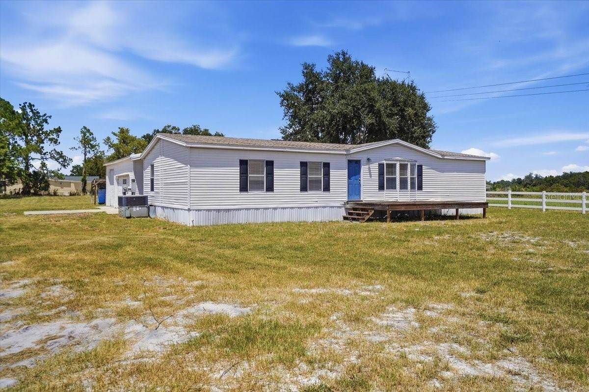 5230 THORNHILL RD, Winter Haven, FL 33880