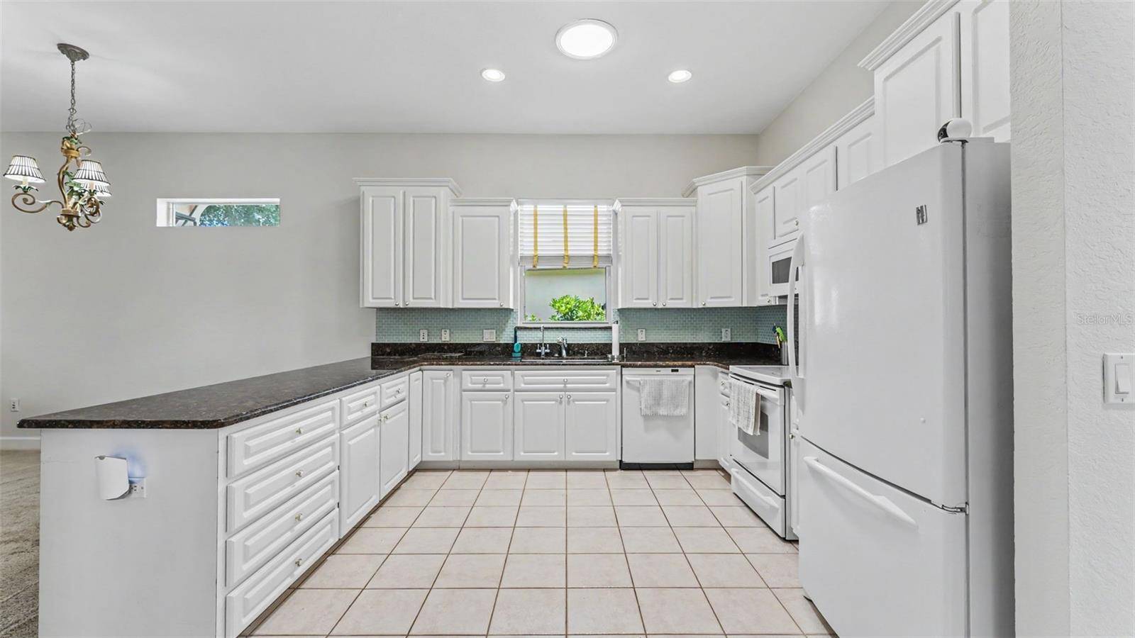 1230 MOTORCOACH DR, Polk City, FL 33868