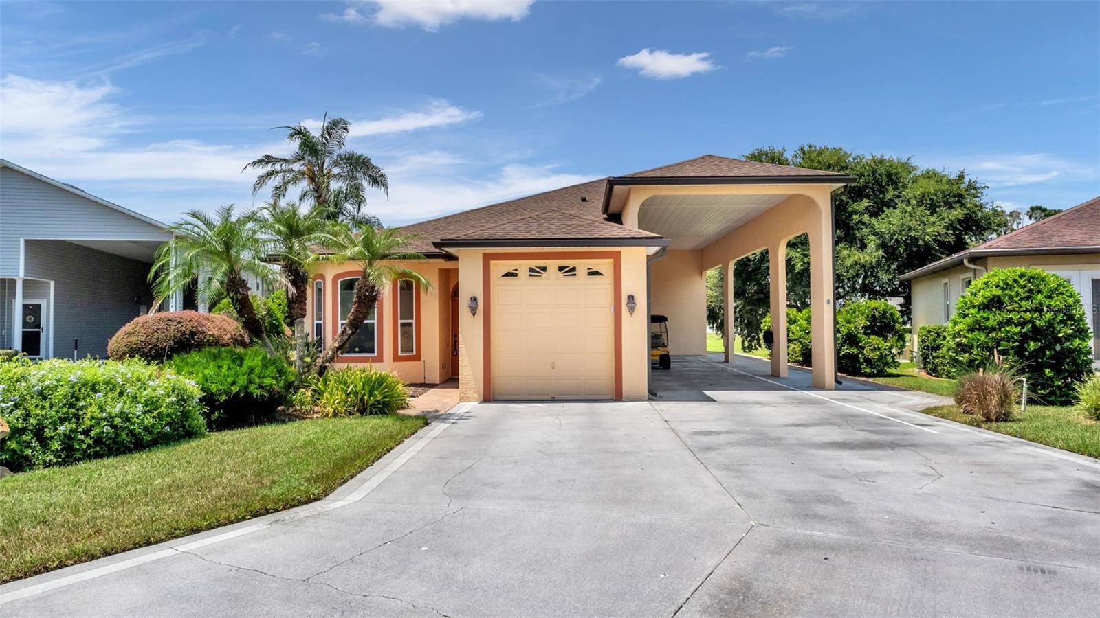1230 MOTORCOACH DR, Polk City, FL 33868