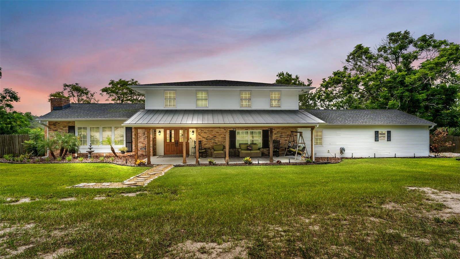 2406 LAKE ELLA RD, Fruitland Park, FL 34731