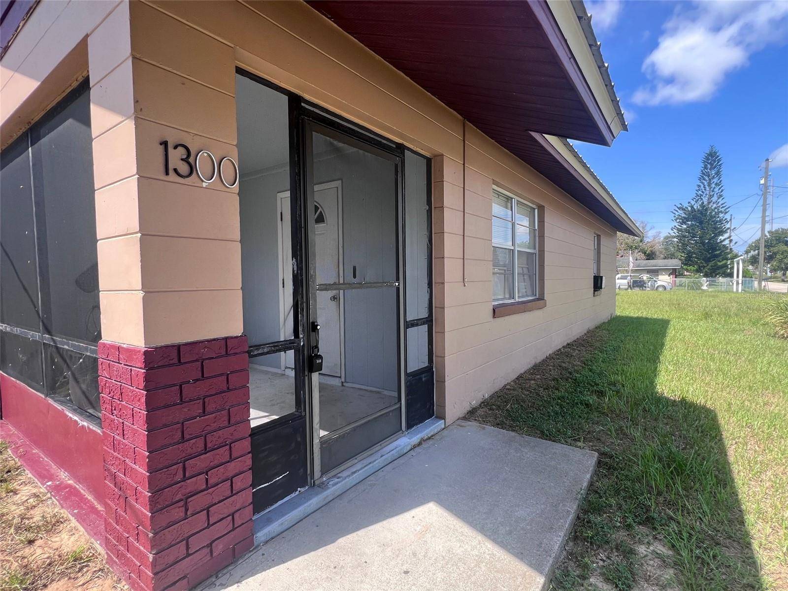 1300 S CAROLINA AVE, Avon Park, FL 33825