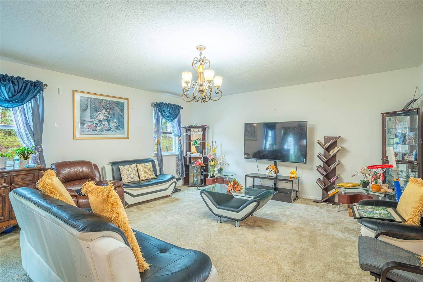 15107 ZENITH AVE, Mascotte, FL 34753