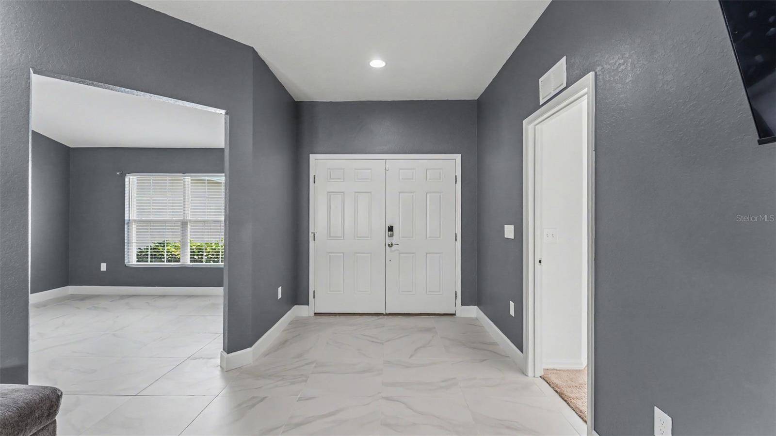 2048 WINDING RIVER CV, Bartow, FL 33830