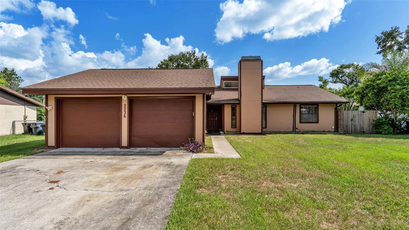 2236 COUNTRY LOOP N, Lakeland, FL 33811