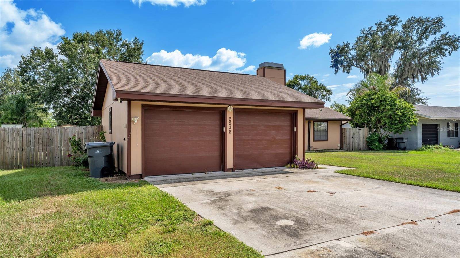 2236 COUNTRY LOOP N, Lakeland, FL 33811