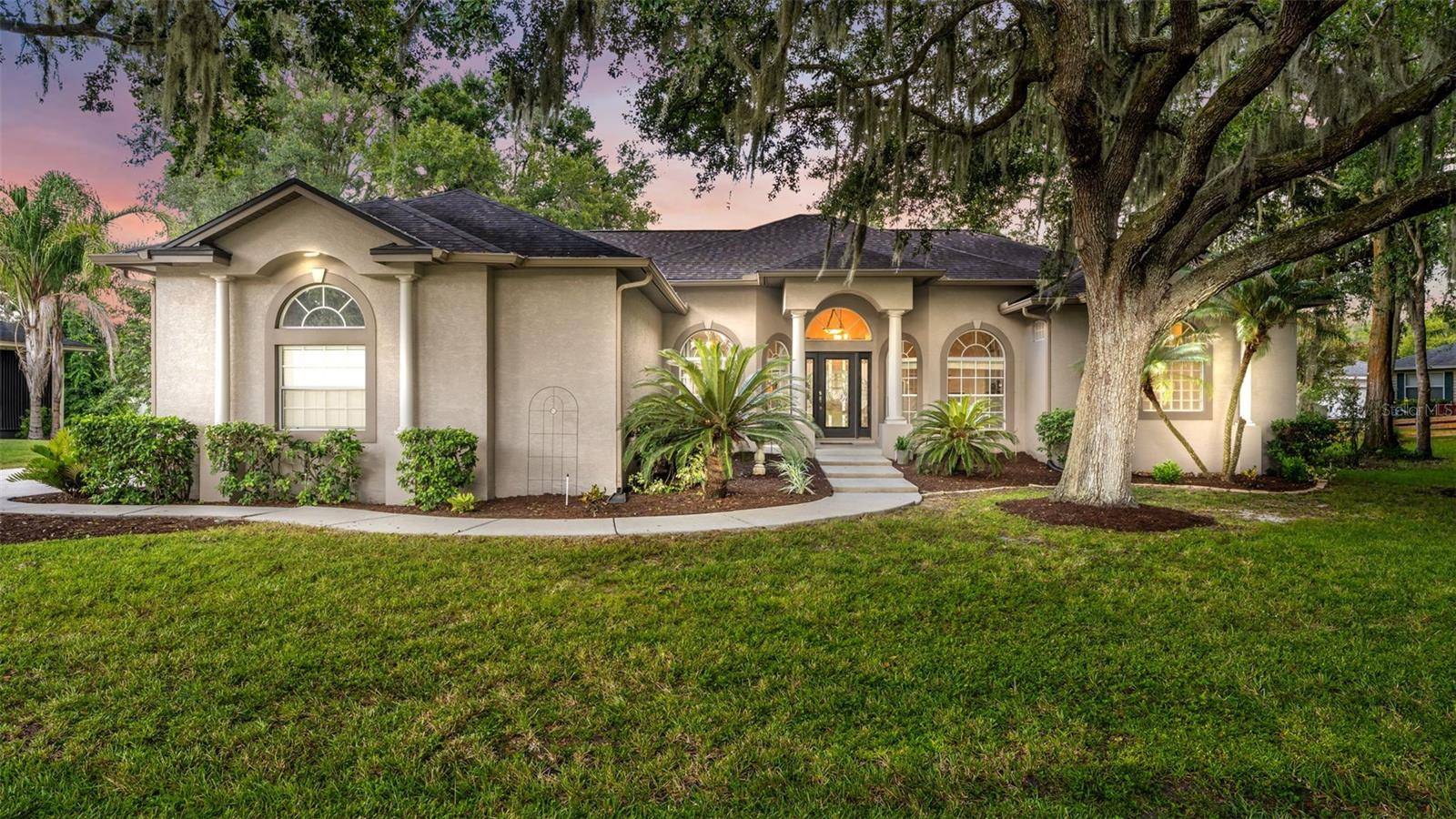 5956 TROPHY LOOP, Lakeland, FL 33811