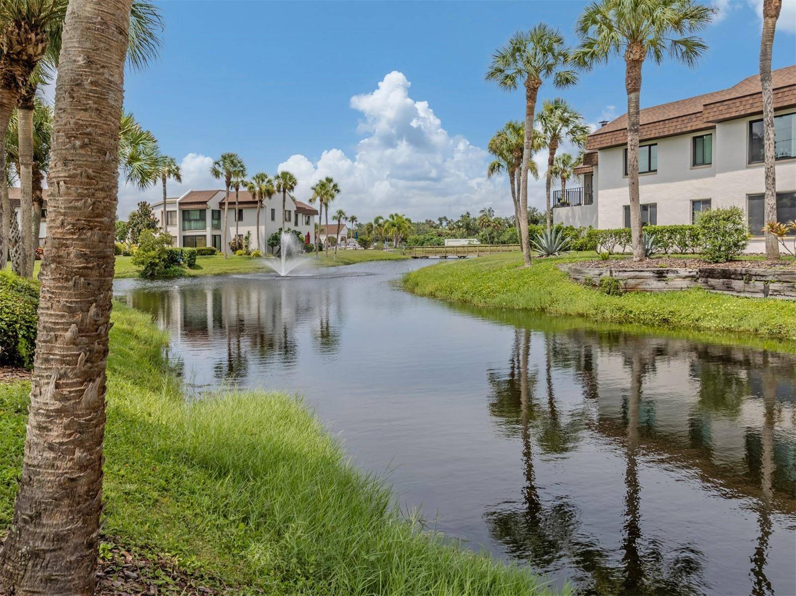 808 CAPRI ISLES BLVD #111, Venice, FL 34292
