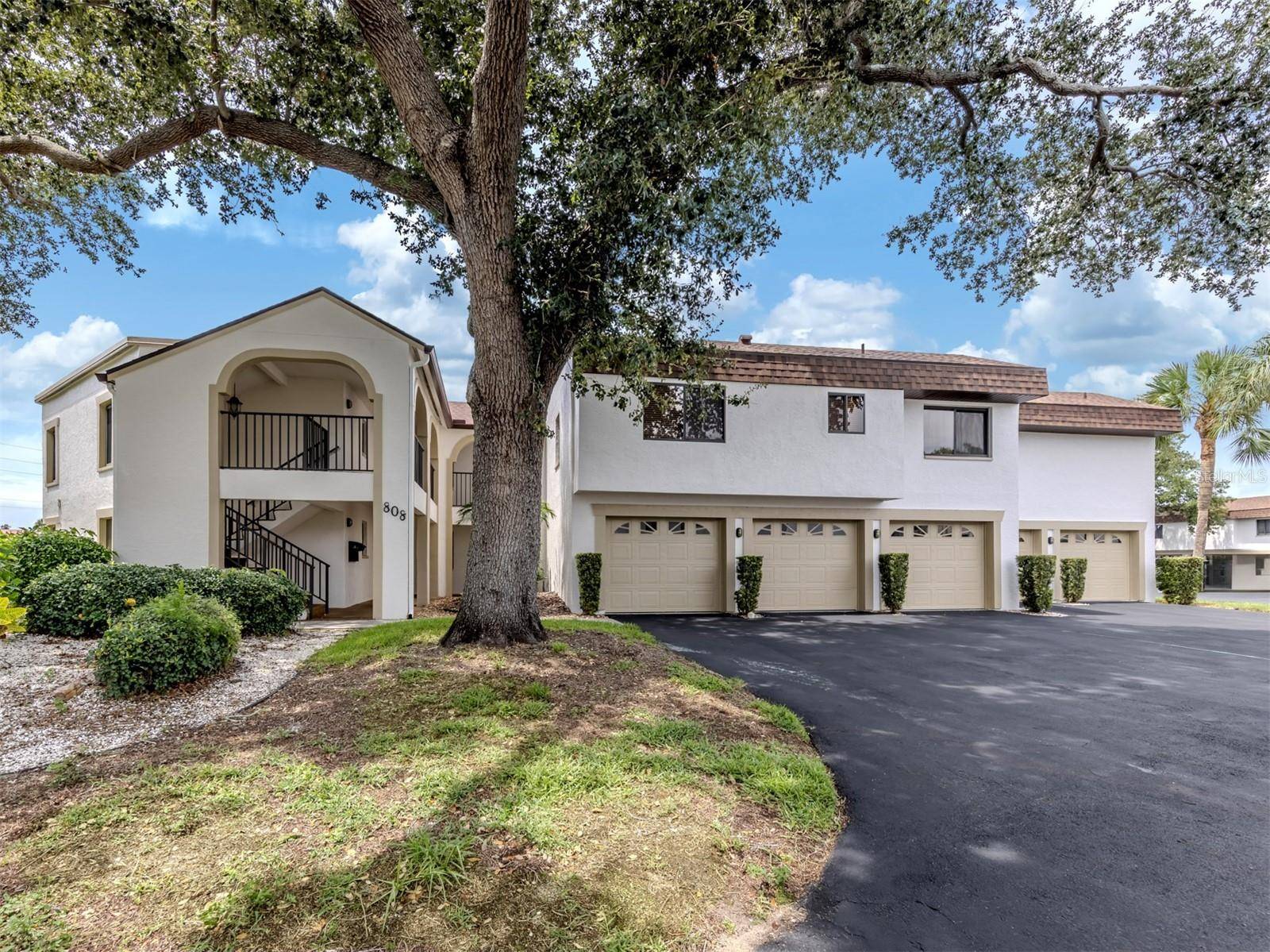 808 CAPRI ISLES BLVD #111, Venice, FL 34292