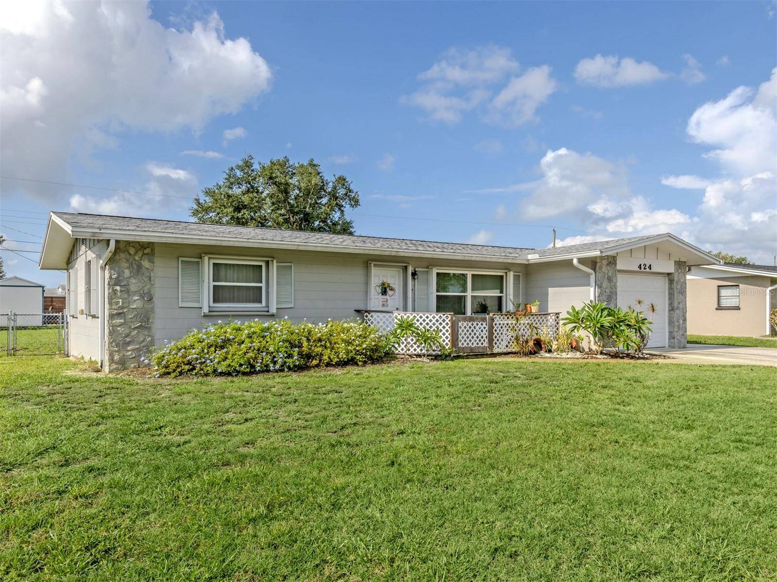 424 CENTER RD, Venice, FL 34285