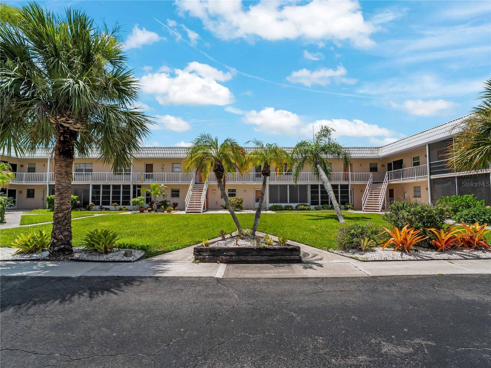 460 BASE AVE E #128, Venice, FL 34285