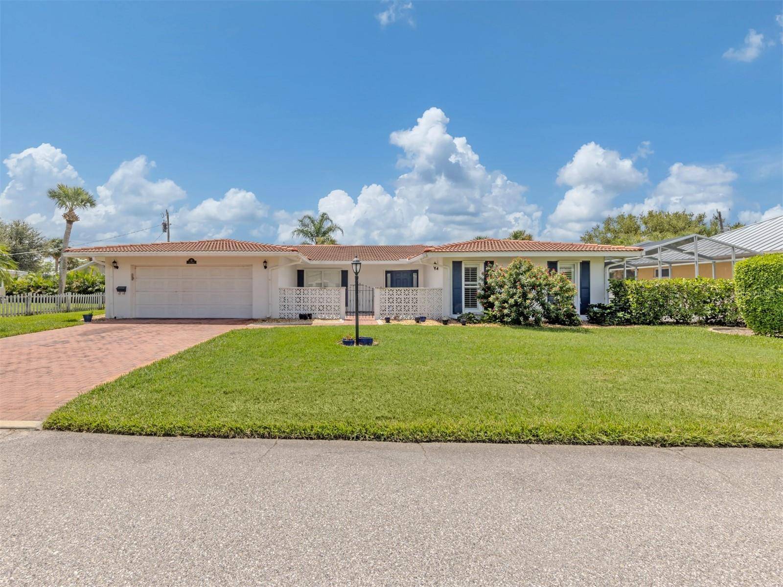 12 GULF MANOR DR, Venice, FL 34285