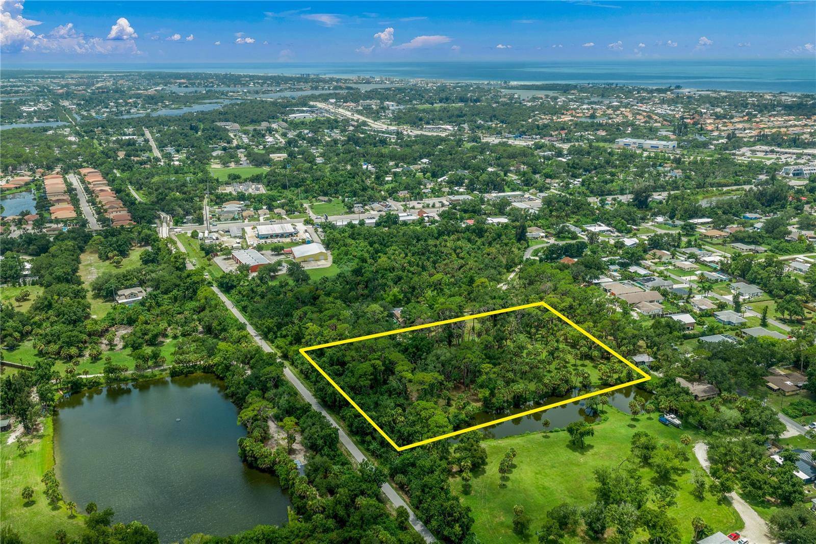 TWIN LAKES AVE #B1, Nokomis, FL 34275