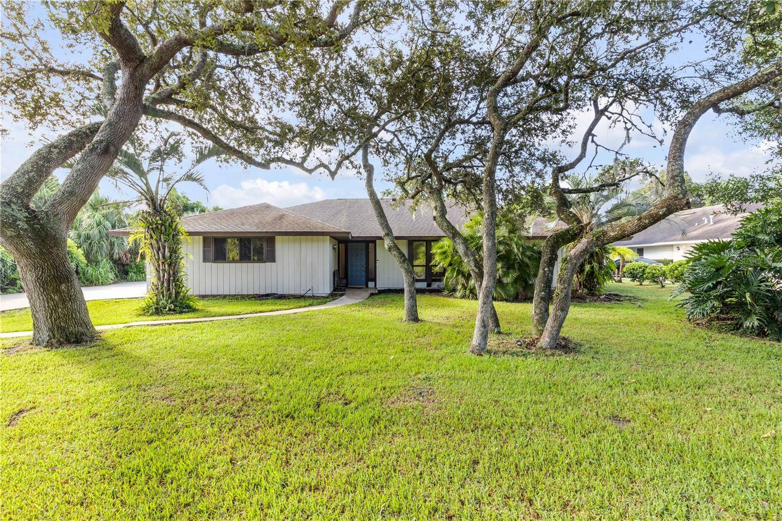 530 CLUB HOUSE BLVD, New Smyrna Beach, FL 32168