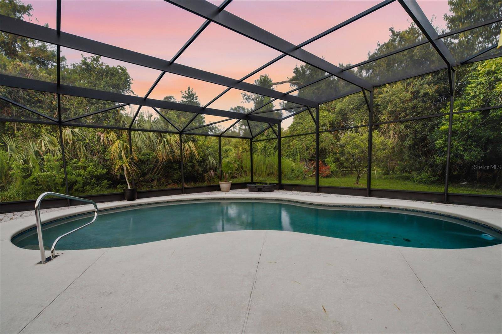 1690 TALLAPOOSA DR, Geneva, FL 32732