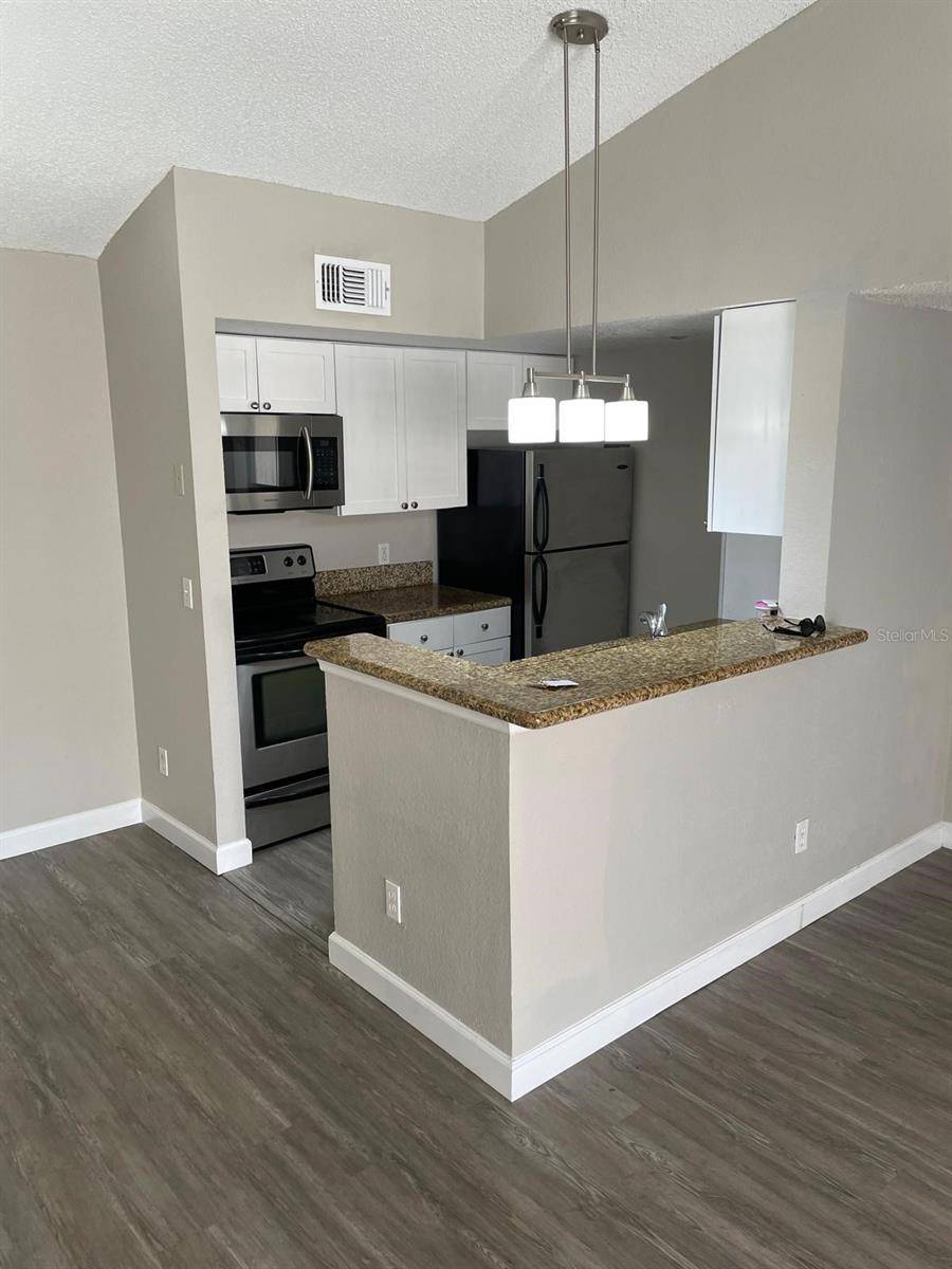5140 CONROY RD #35, Orlando, FL 32811