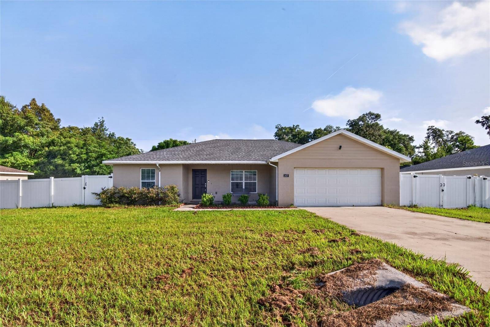 1437 NE 161ST PL, Citra, FL 32113