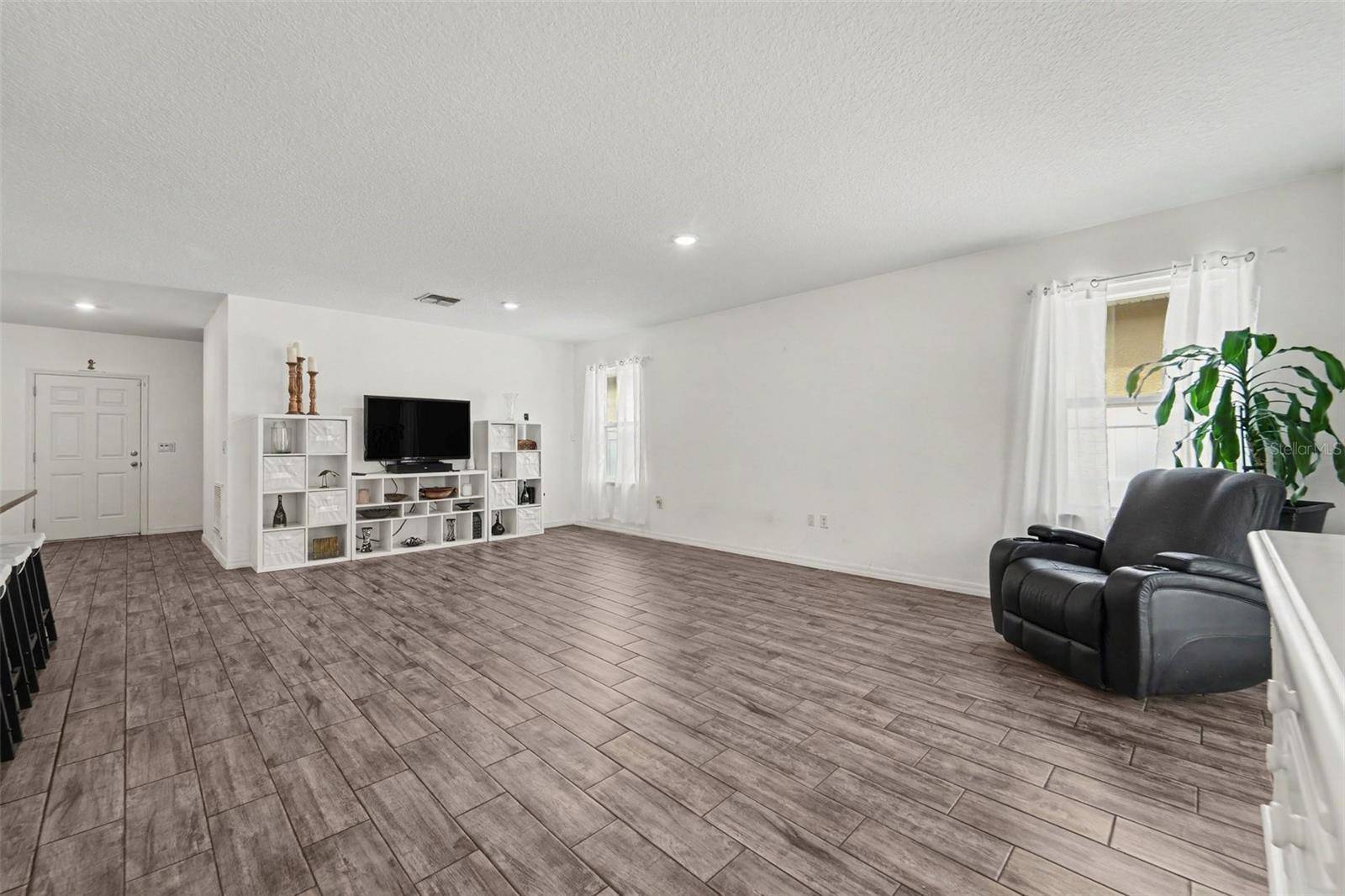 1281 WATER WILLOW DR, Groveland, FL 34736