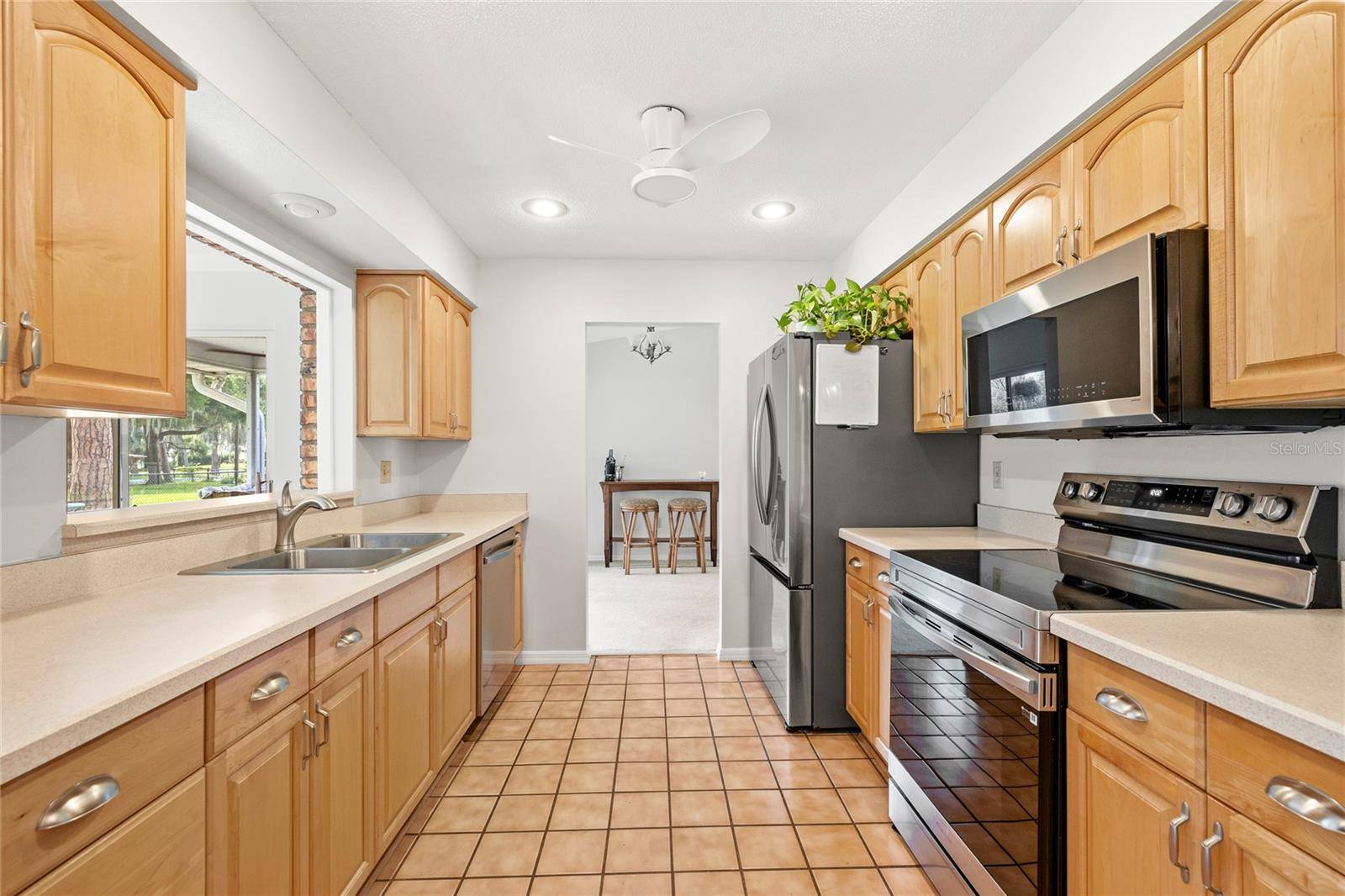109 CARDINAL LN, Eustis, FL 32726