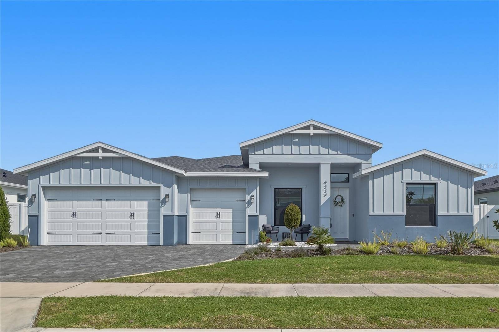 9223 EAGLES PERCH PL, Orlando, FL 32825