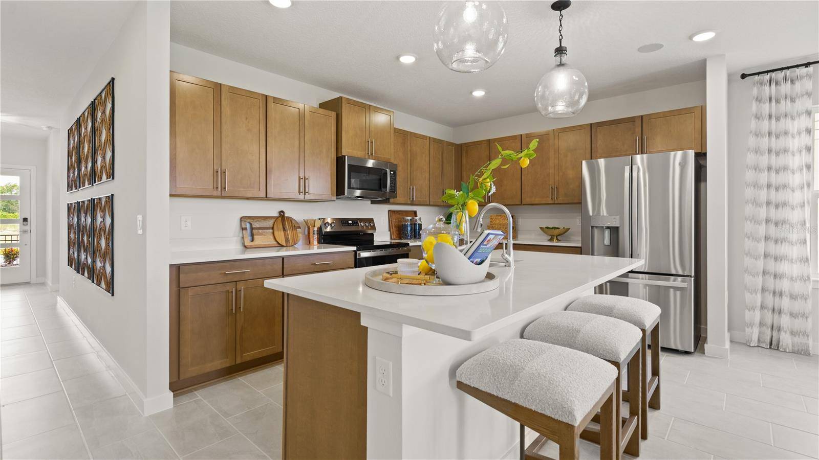 2261 CROWN ROCK BLUFF DR, Lake Hamilton, FL 33851