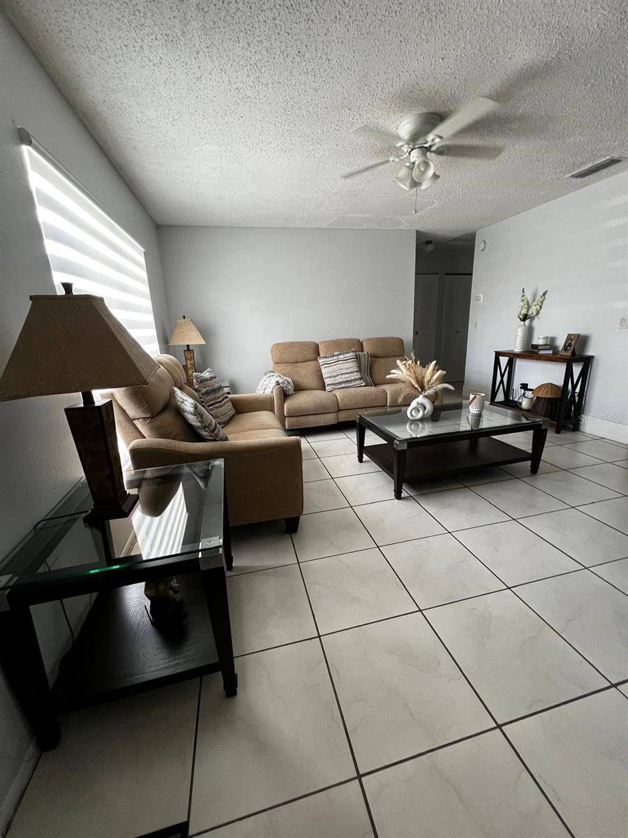 26 LAS PALMAS WAY #1, Kissimmee, FL 34743
