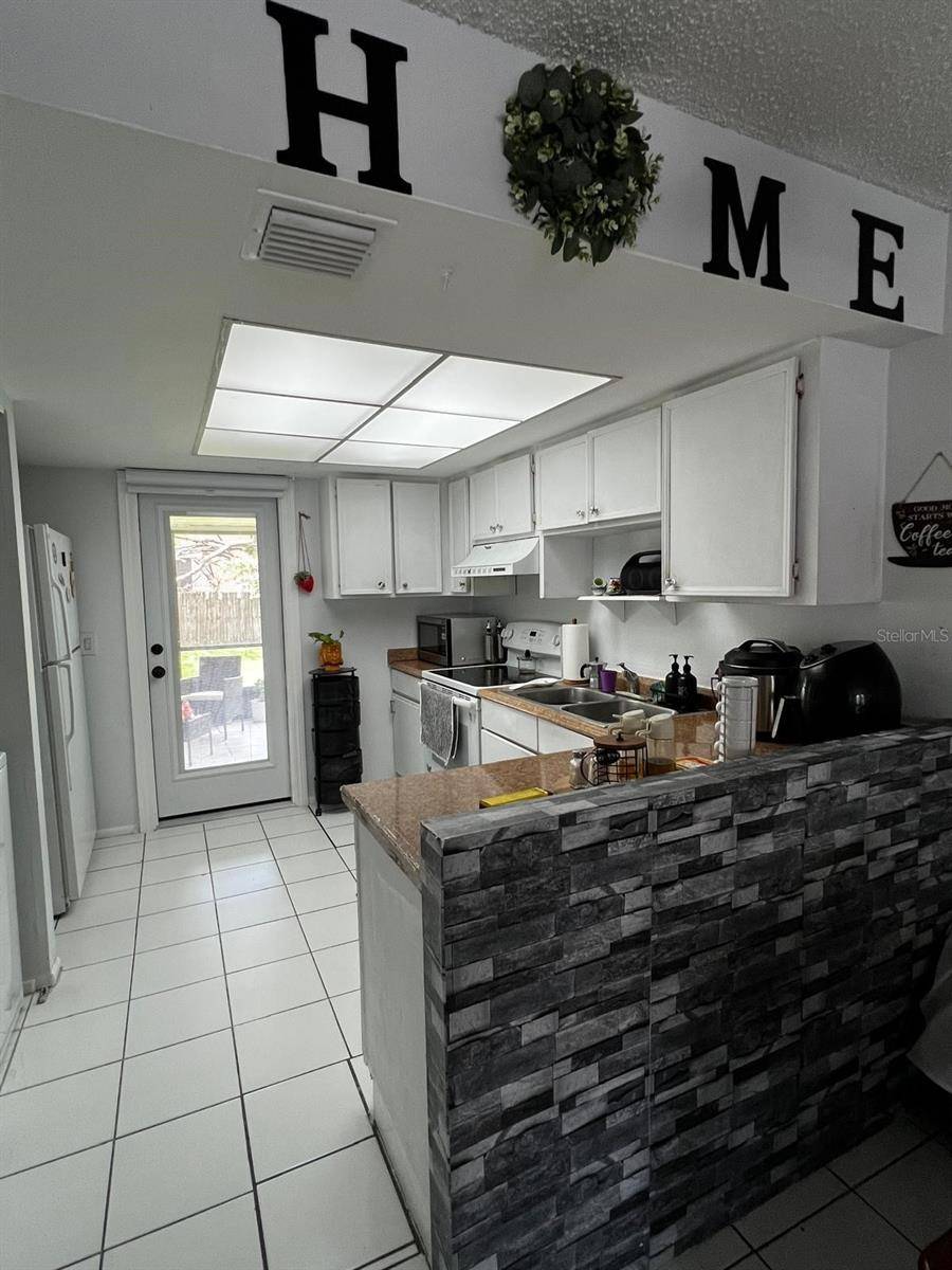 26 LAS PALMAS WAY #1, Kissimmee, FL 34743