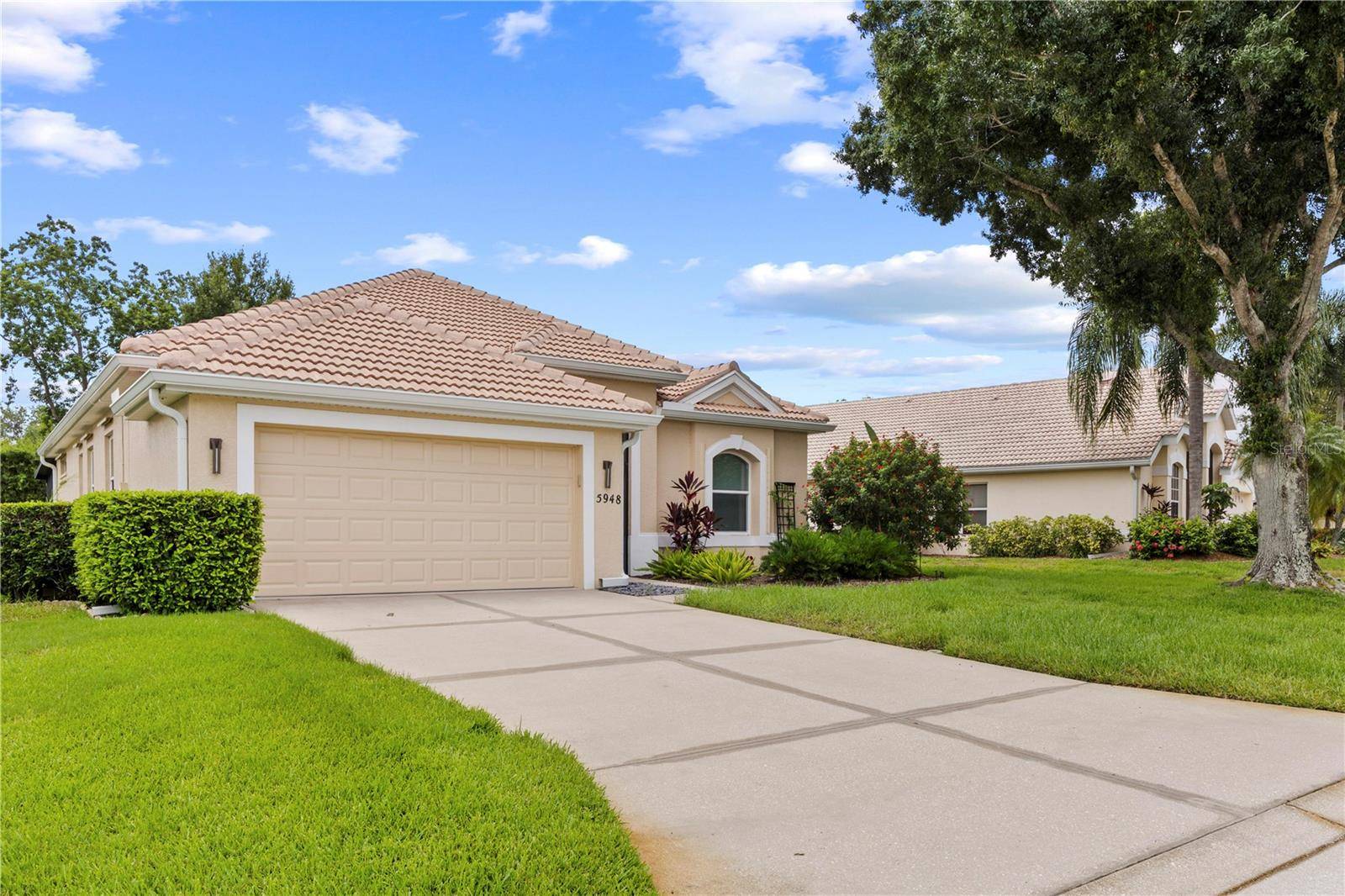5948 SANDSTONE AVE, Sarasota, FL 34243