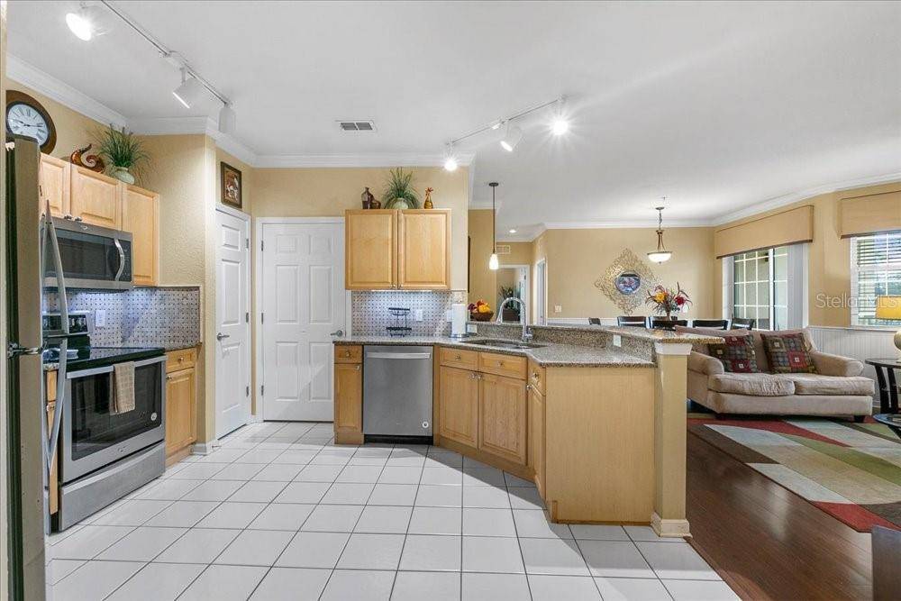 110 TERRACE RIDGE CIR #110, Davenport, FL 33896