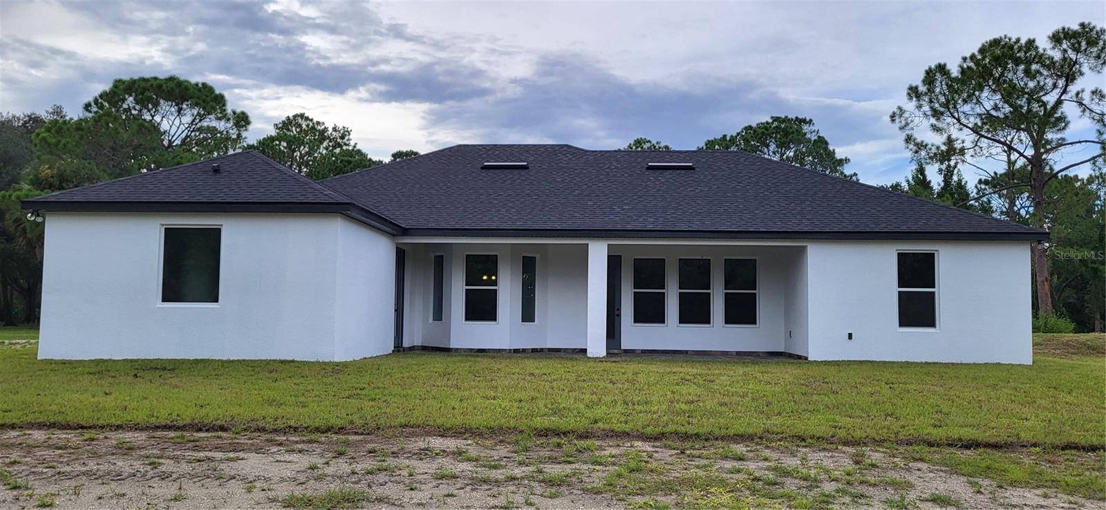1685 E OSCEOLA RD, Geneva, FL 32732
