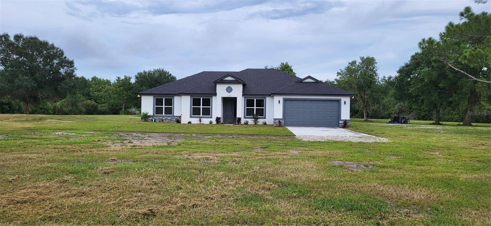 1685 E OSCEOLA RD, Geneva, FL 32732