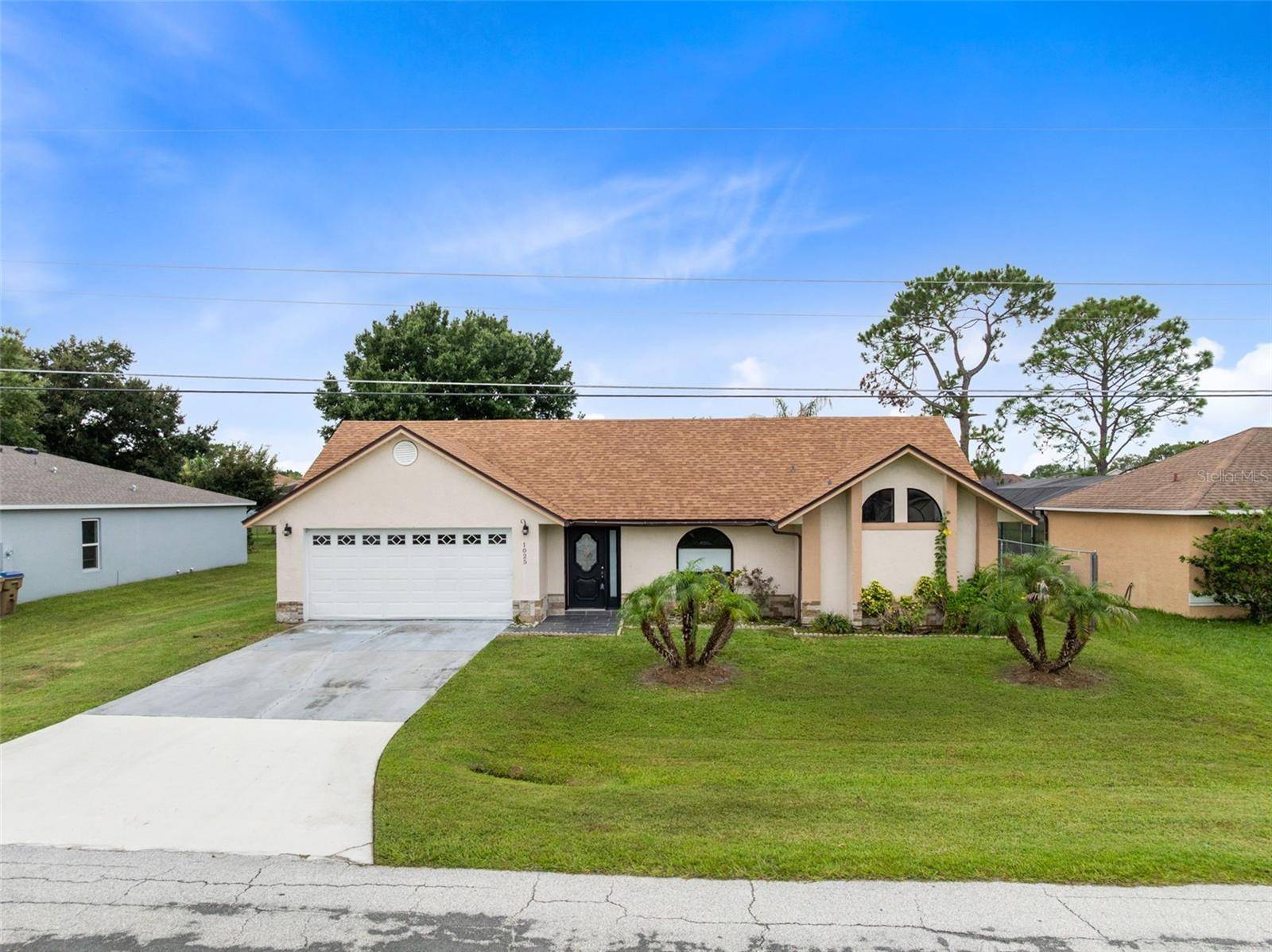 1025 DERBYSHIRE DR, Kissimmee, FL 34758
