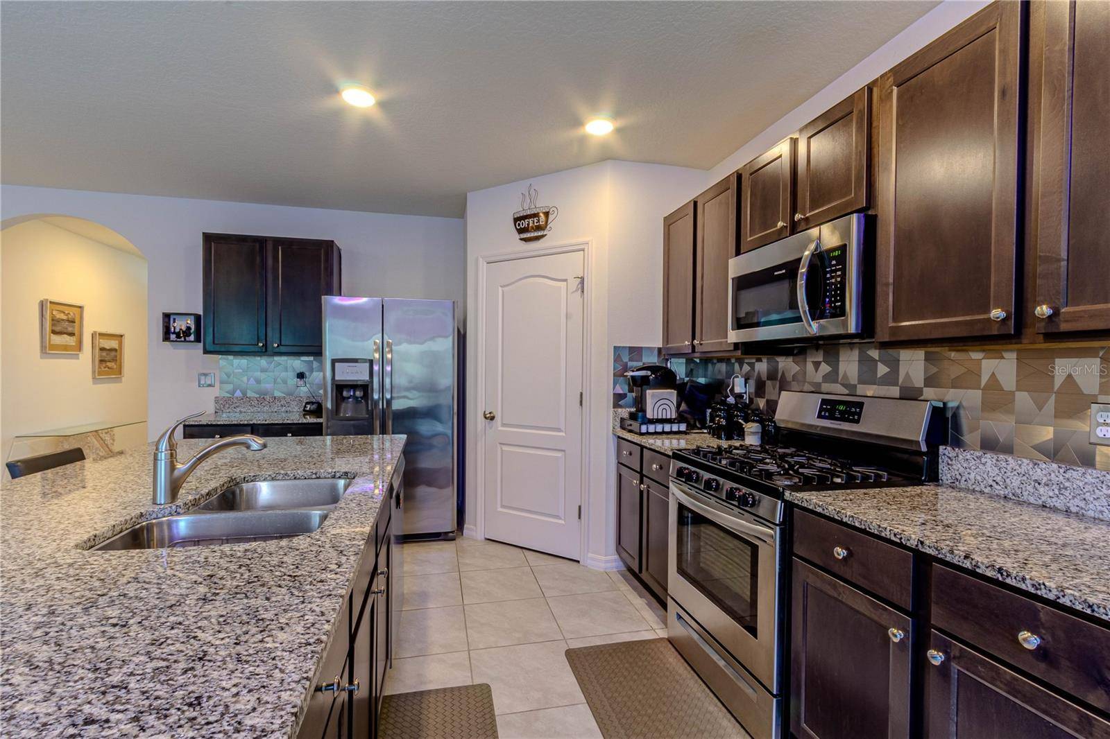 247 LAZIO CIR, Debary, FL 32713