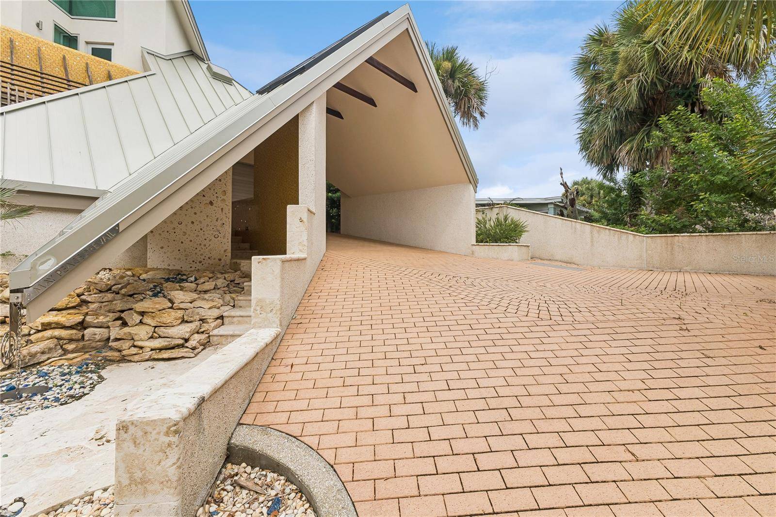 1800 N PENINSULA AVE, New Smyrna Beach, FL 32169