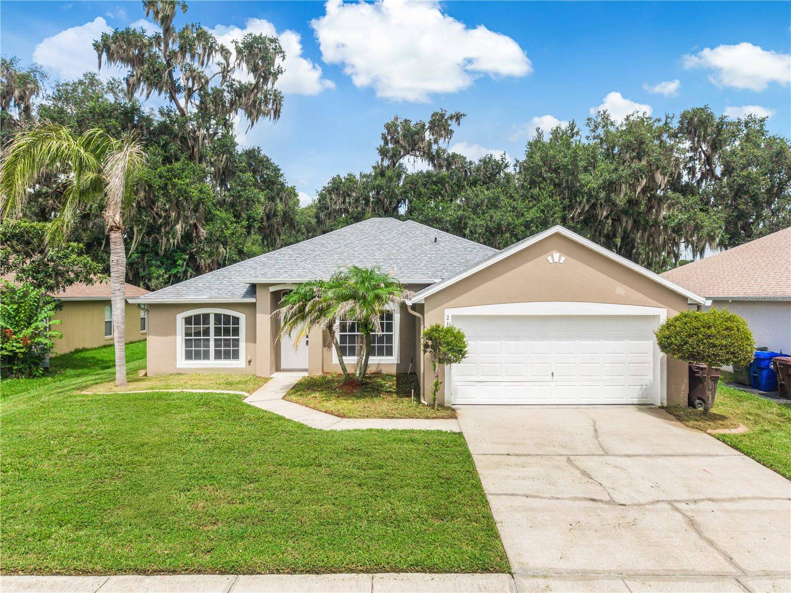 2106 THE OAKS BLVD, Kissimmee, FL 34746