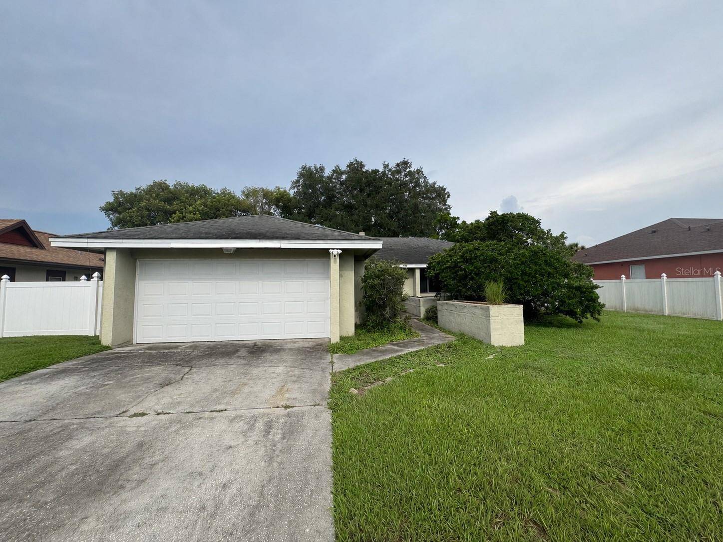 2419 AMBERLY AVE, Orlando, FL 32833