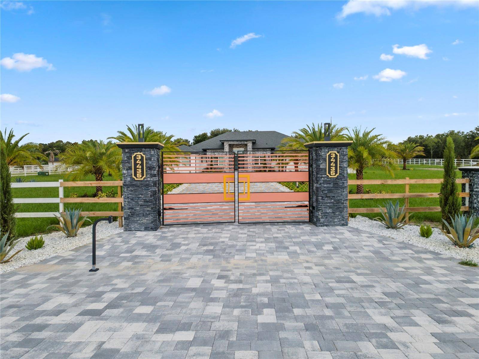 34435 DONNA VISTA PL, Eustis, FL 32736