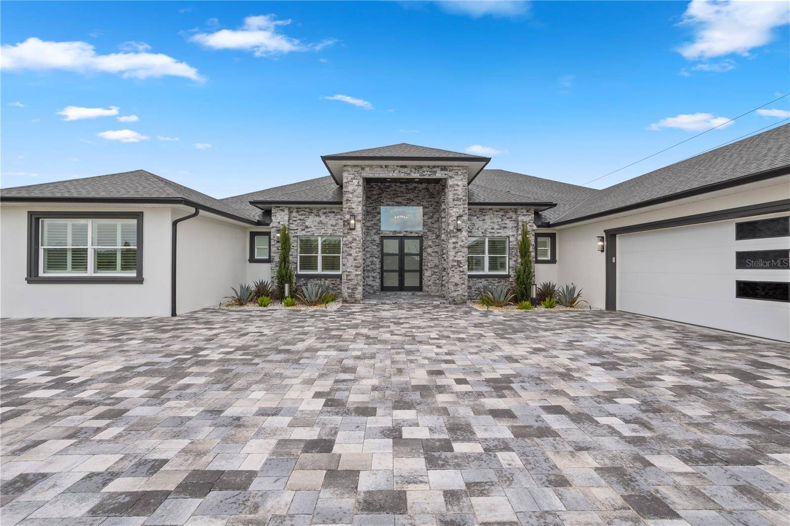 34435 DONNA VISTA PL, Eustis, FL 32736