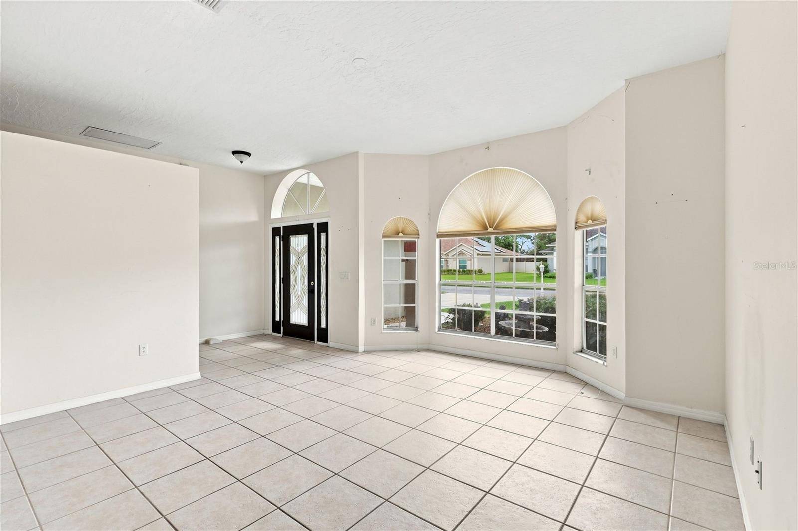 934 PINE WALK CT NE, Palm Bay, FL 32905