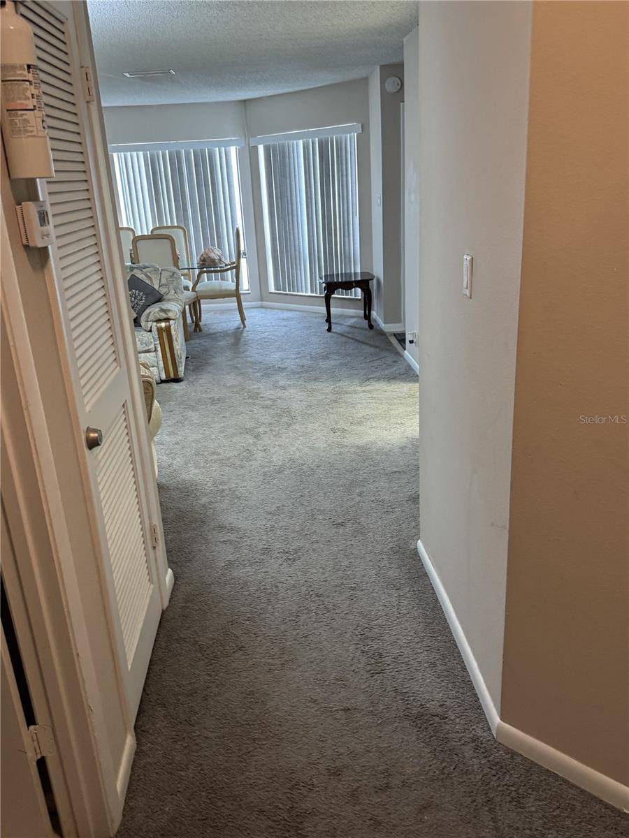 2430 LEMON TREE LN #2I, Orlando, FL 32839